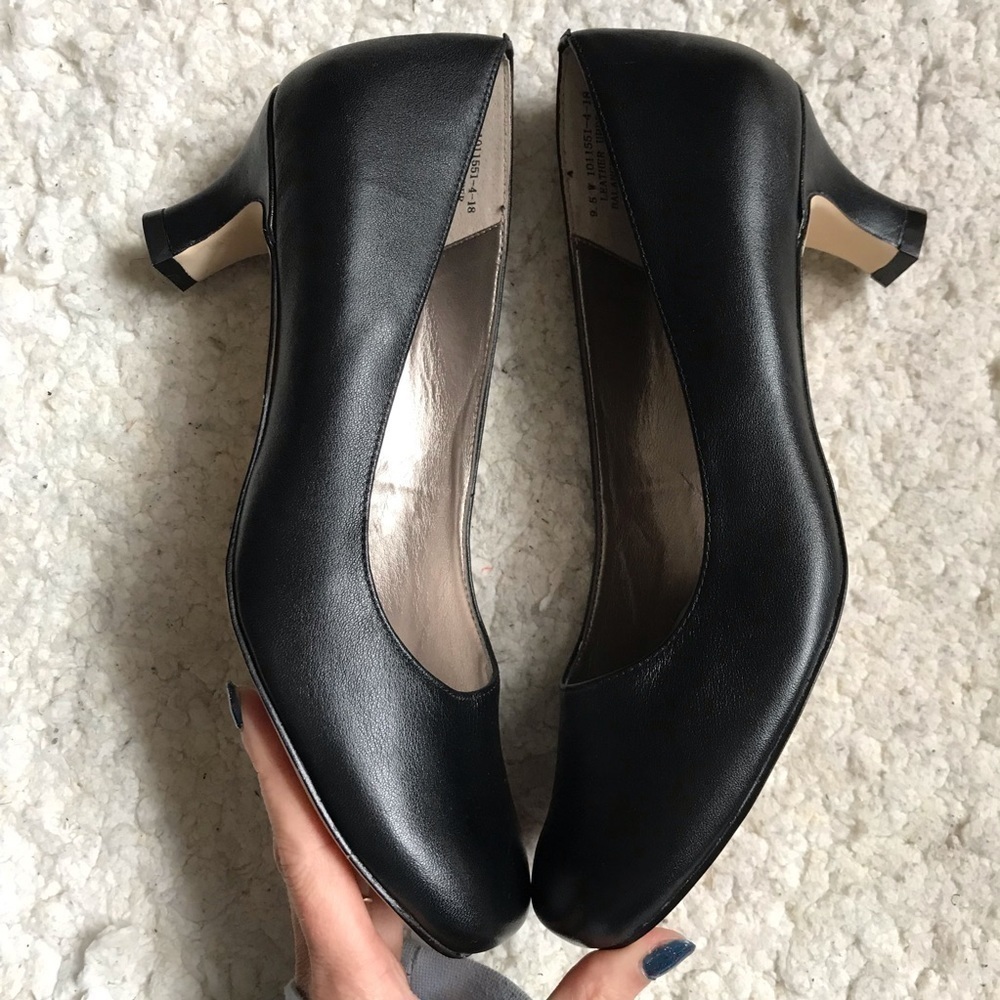 ARRAY Classic Solid Black Leather FLATTER Size 9.… - image 3
